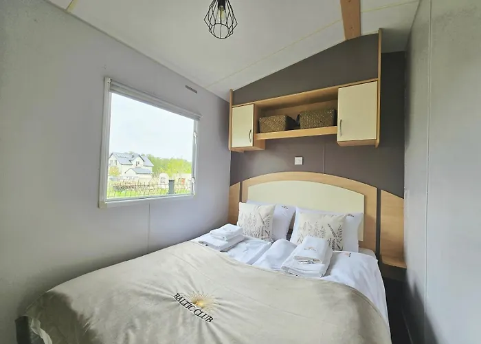 Hollender Pool & Chill House * Sarbinowo